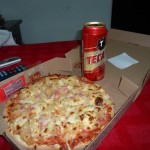 Cena del Viernes Pizza y una Tecaté Cena del Viernes Pizza y una Tecaté